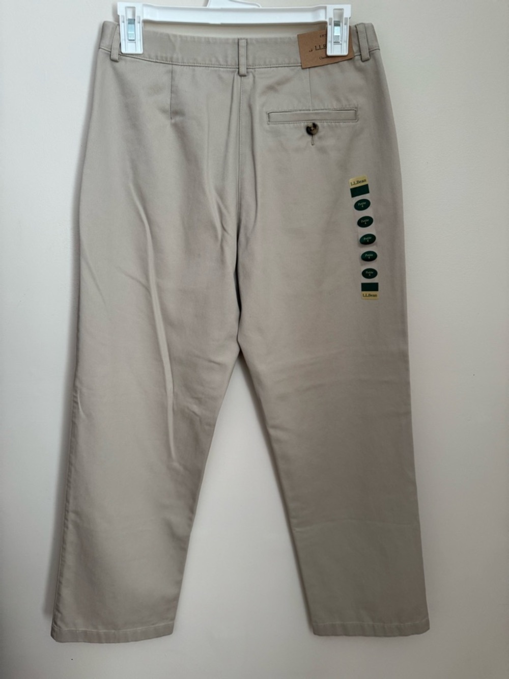 L.L.Bean Classic Fit Chino Pants Women’s Size 4 Petite NWT Khaki Straight Leg - Picture 2 of 8